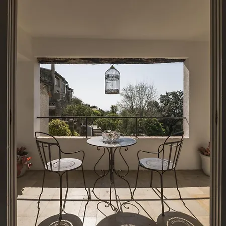 Chateau Le Cagnard Hotel